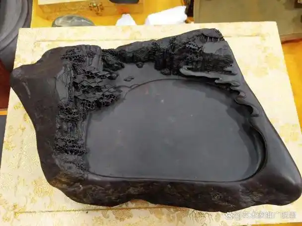 端砚雕刻大师黎桂生专程拜访书法家宋爱明