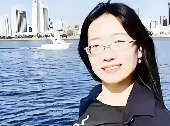 北大才女唐晓琳:留美深造7年未得博士学位,在金门大桥一蹦而下