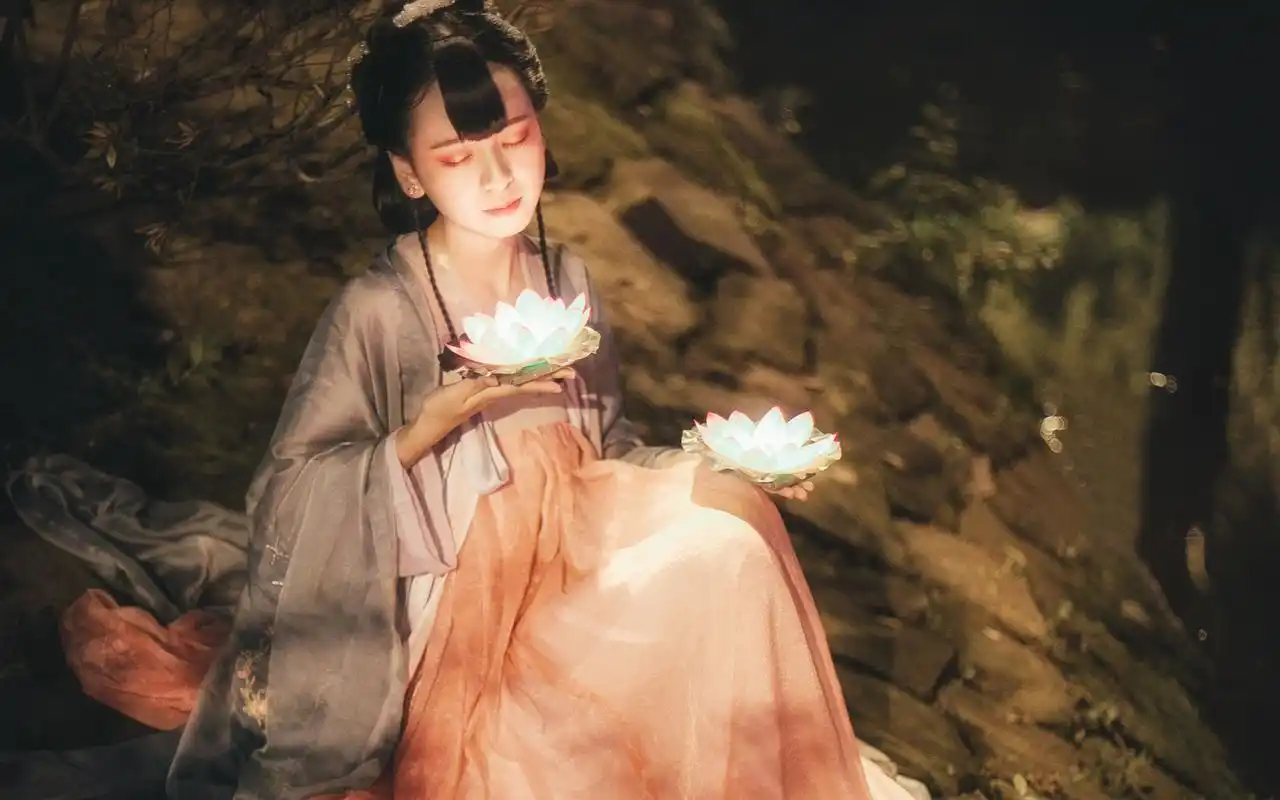 汉服美女唯美诗意古风写真图片桌面壁纸