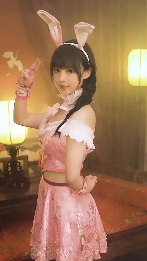 斗罗大陆:小舞真人版cos,甜美风好可爱,完全可以当真人版女主_手机