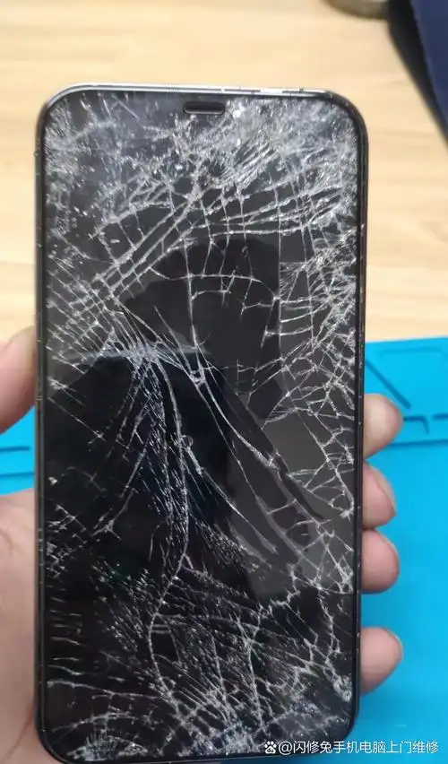 可以告诉您,这种情况,换个屏幕就又是一个新手机,价格也不贵,帮您省