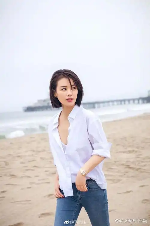 马思纯性感靓丽高清写真