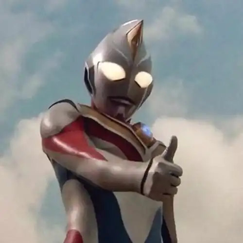 戴拿奥特曼的强壮型肯定是首当其冲了,戴拿奥特曼的普通状态下还是很