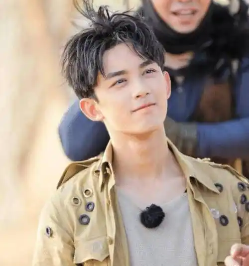 童星出道的吴磊,未来的道路会有什么样的发展,观众表示期待_口碑_实力