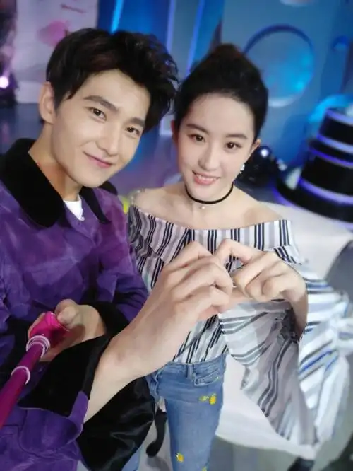 杨洋刘亦菲07