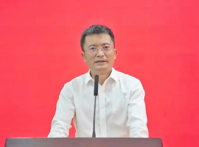 赓续百年初心担当育人使命福田区庆祝第37个教师节大会召开近4千名