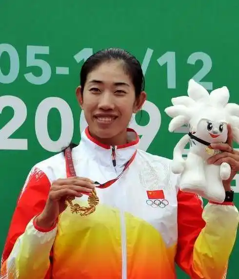 金紫薇的每一点进步都让父母引以为傲,而金紫薇能