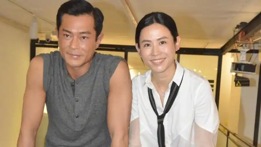 古天乐否认与宣萱结婚生子,称对方是自己的家人,两人多次传恋情绯闻