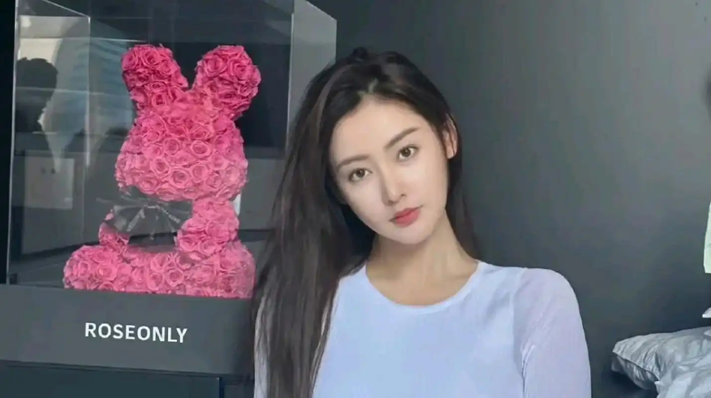 杨洋icon挑女人的眼光真是无敌,张天爱icon胖了一点以后的身材实在够