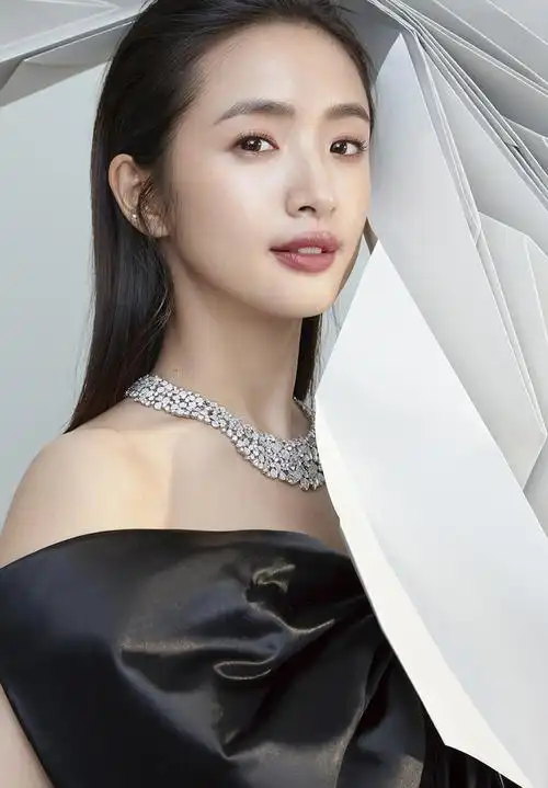 精美图集|林依晨,甜美可爱的女演员