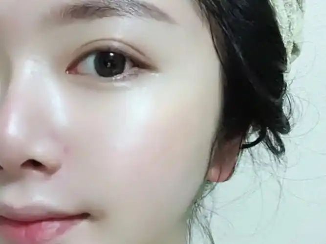 美容师特别耐心的,做完皮肤很水润.体验感很好.