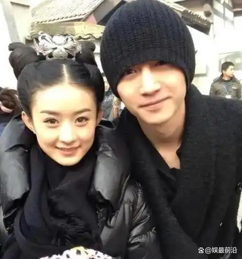 陈晓和赵丽颖在11年后再次"同台",他们的作品在同一时间热播,引发了