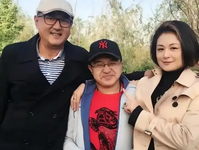 回顾谢大脚于月仙一生无子女拯救患病弟弟丈夫决定不会再娶