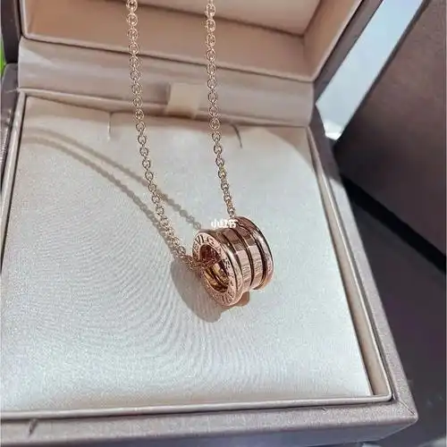 经典宝格丽弹簧项链