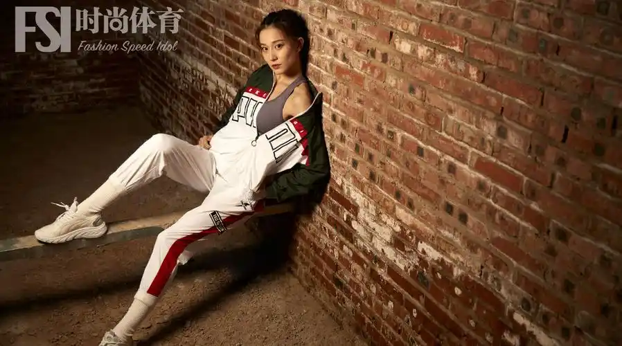 fsi时尚体育超话#fsi时尚体育##张豆豆#@张豆豆zdd拍摄花絮又来辣!