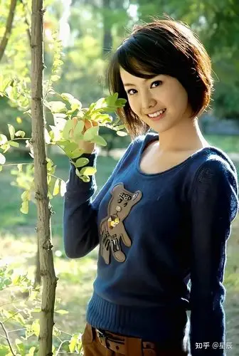 明星图集郑爽美图写真