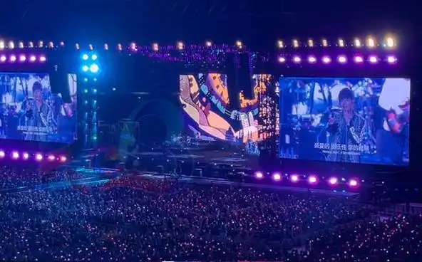 周杰伦演唱会led屏幕爆出了什么