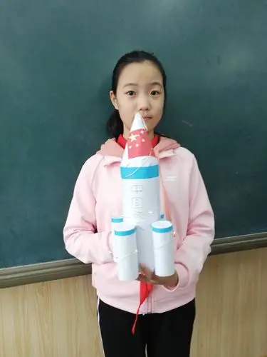 我的太空梦——大南关小学六年四班科技小制作作品展示