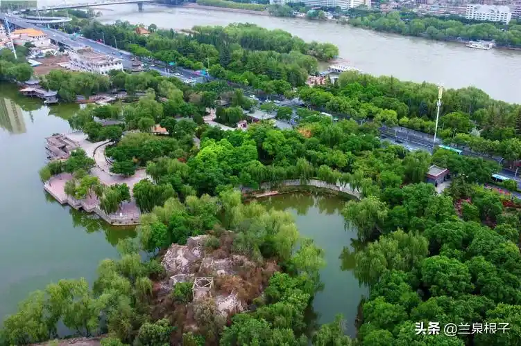 黄河风情线上的兰州小西湖公园