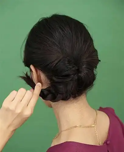 简单四步速成端庄女性气质 (2)中年妇女盘发发型展示 尽显优雅时尚