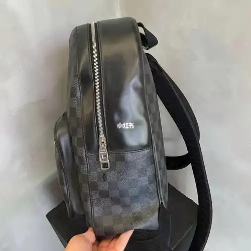 lv 路易威登  josh 黑棋盘格双肩包 潮男必备款 容量相当不错又经典