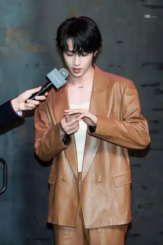 刘耀文gucci上海大秀