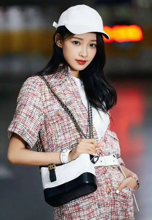 人生赢家孙怡:甜美可爱,少女感十足,出道四年演技受大众认可_竞赛