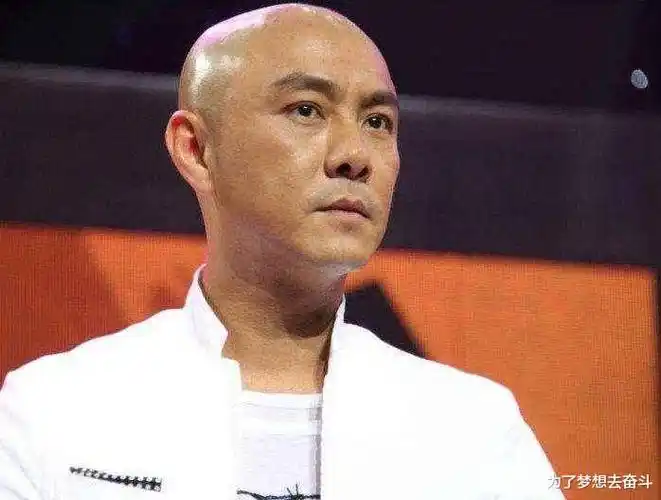 男星剃光头,鹿晗69分,李易峰79分,张卫健99分,最后一位200分