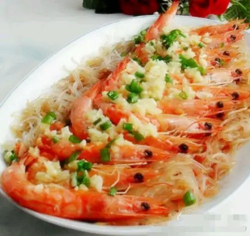蒜蓉粉丝蒸大虾