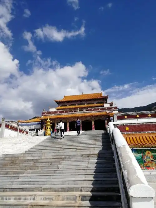 苍天般的阿拉善