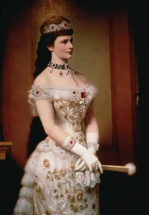 英国名媛 上个世纪的欧洲王室名媛:个个美艳动人,最后一位结局最惨