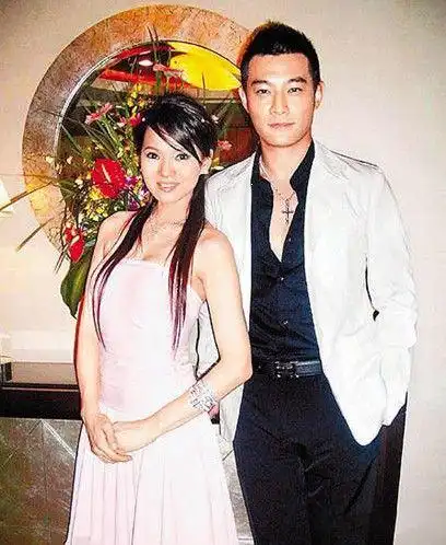 黄维德暴打伊能静伊能静被打得全身伤痕遭曝光