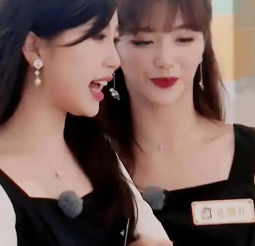 虞书欣孔雪儿互评,表示关系大不如前,欣风雪雨cp无法营业了