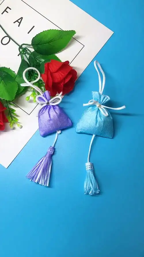 亲子手工#用口罩做香包挂饰.-度小视