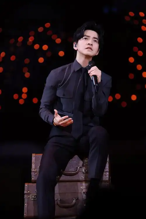 李健万物安生时巡回演唱会