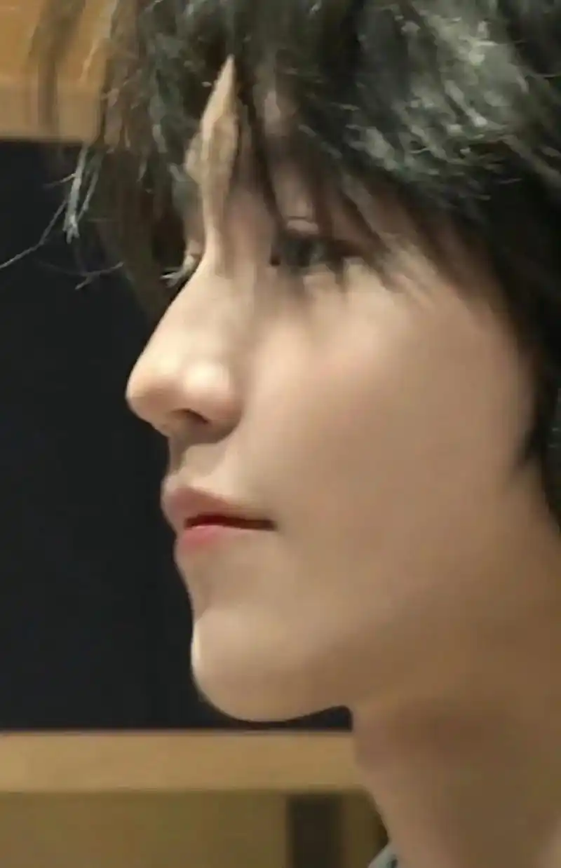 完美侧颜杀 #王俊凯封神高清图片 #三生有幸王俊凯 擦去你