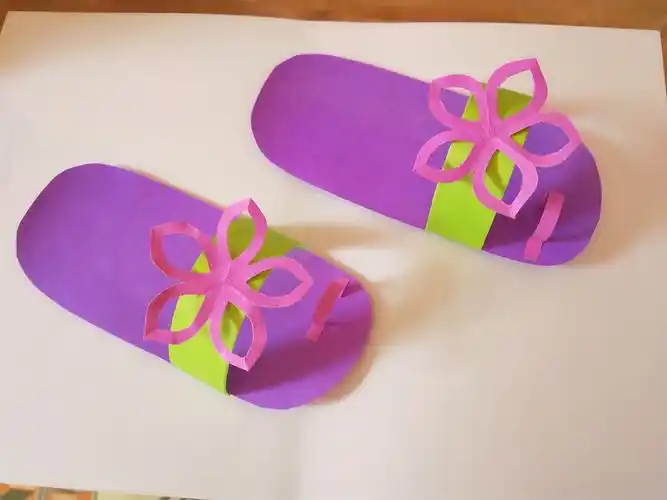 东康新教育【二年级美术】——《大脚丫》手工作品展