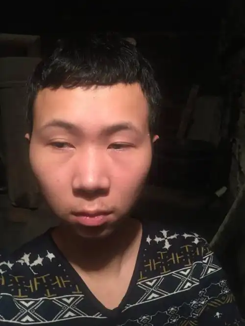 网恋10个月的女友,奔现就到我就跑,为什么呢