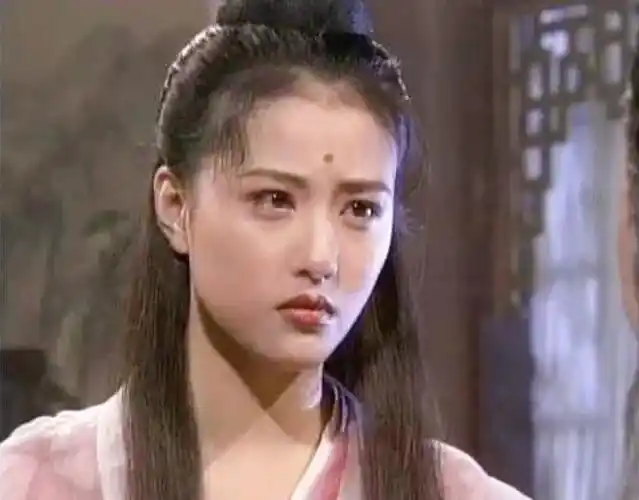 93版《倚天屠龙记》金曲引回忆 周海媚不重复以往塑造"全新自我"