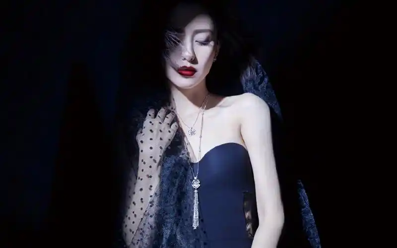 佟丽娅性感魅惑写真图片桌面壁纸