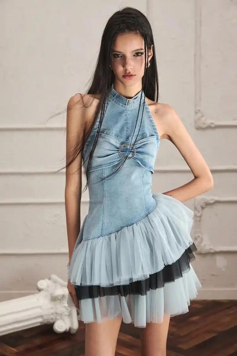 有一种美,叫不顾别人死活的美.这期这么好看 真的是因为模特太 - 抖音