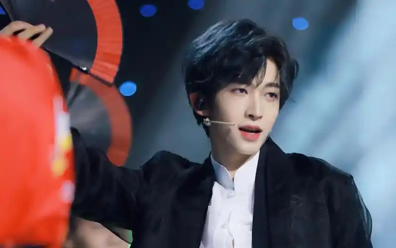 刘宇这是谁家的江南公子长相忆汉服国风舞蹈