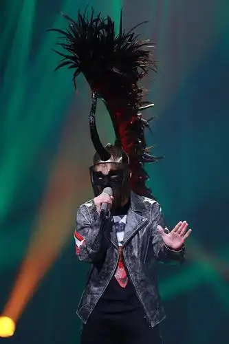 尬舞的周传雄烧水的陈楚生,天王唱将为何都爱上《蒙面》