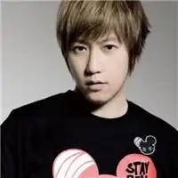 五月天阿信头像点击鼠标右键下载