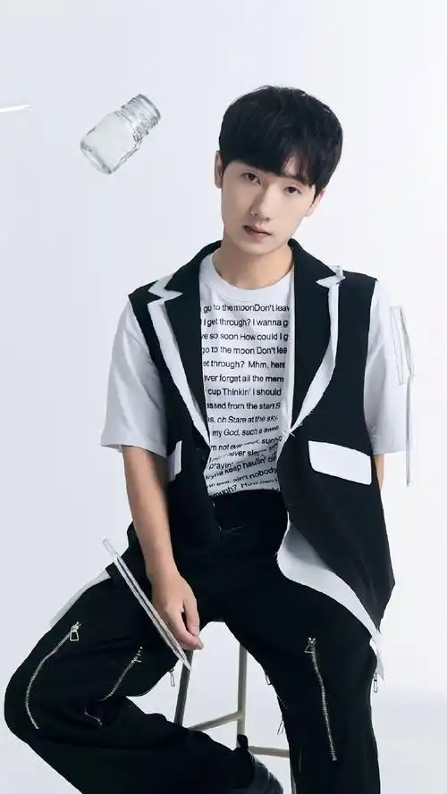 孩子们都特别真诚蒋敦豪,1995年5月21日出生.