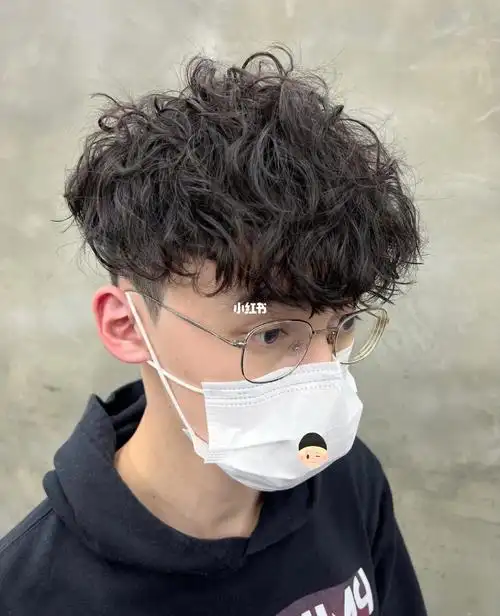 2023年男生羊毛卷烫发77摩根烫 男生痞帅发型