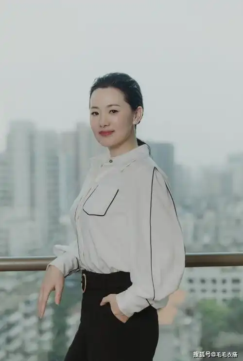 可咏梅却偏爱!1条裤子5时髦套路,会穿才是本事