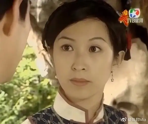 她们说我得像明星郭蔼明