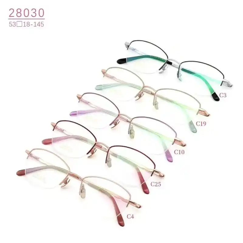 汕头飞鸟眼镜今日新款.#眼镜店#汕头眼镜店#潮流女款眼镜框