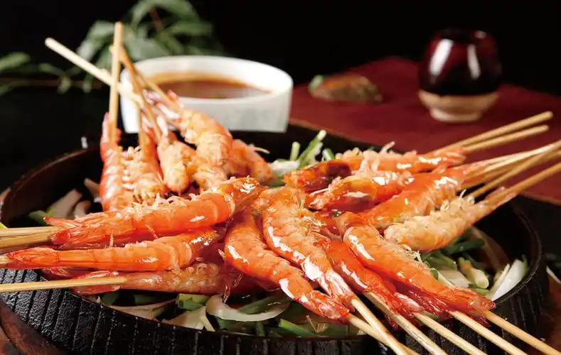 速冻小虾串 包烧 烤铁板油炸烧烤 青虾串小串串熟虾 10包*20串/件